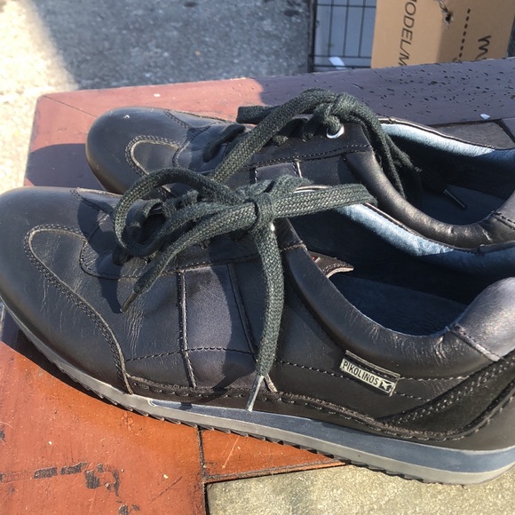 🚨B2G1 PIKOLINOS Black Blue Leather Sneakers - Picture 2 of 7